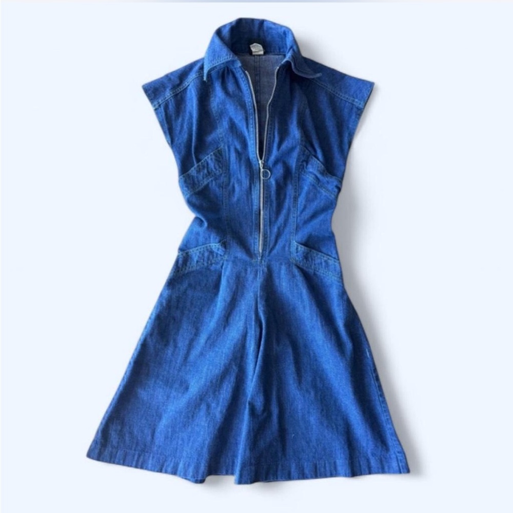 RARE One-Piece Vintage 70s/80s Sleeveless Denim Shorts Jumpsuit w/ Front Zipper